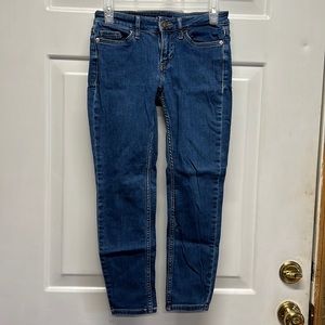Calvin Klein Jeans Women’s Denim Capris Size 2